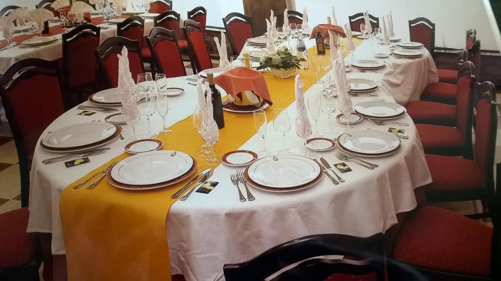 Aph Infanta Mercedes La Bañeza Szoba fotó